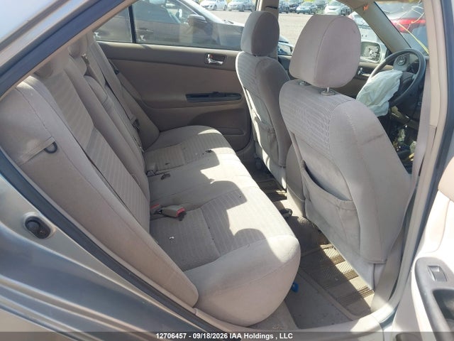 12706457 :رقم المزاد ، 4T1BE32K75U603324 vin ، 2005 Toyota Camry Le/se مزاد بيع
