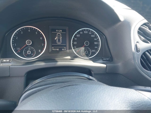 WVGJV7AX5FW553349 Volkswagen Tiguan S/se/sel/r-line
