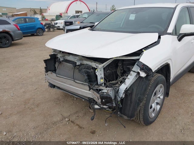 Toyota RAV4 LE 2024 2T3B1RFV4RC477361 Image 6