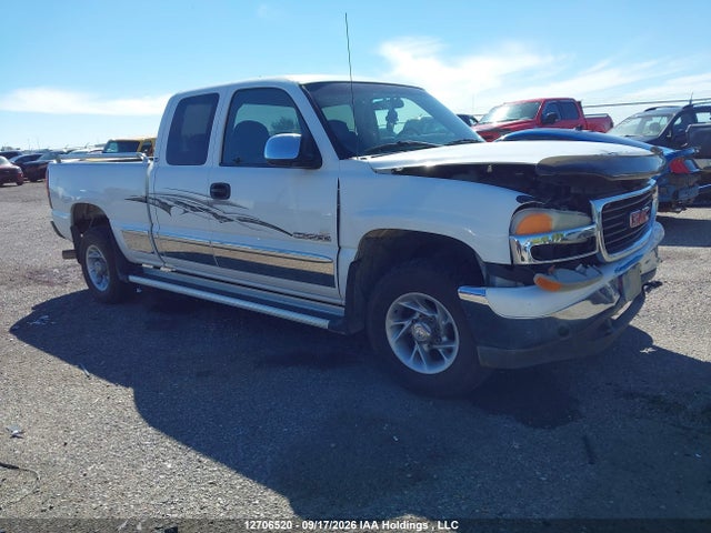 12706520 :رقم المزاد ، 1GTFC29U5XZ516413 vin ، 1999 Gmc New Sierra C2500 مزاد بيع