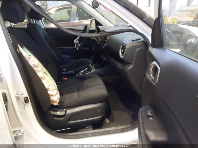 Hyundai Venue Essential 2025 KMHRB8A37SU385265 Image 5