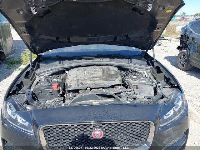 Jaguar F-pace Prestige 2020 SADCK2FXXLA645930 Image 10