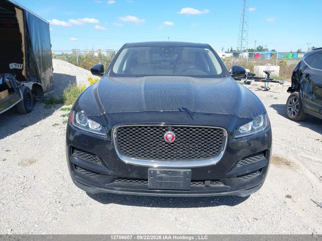 Jaguar F-pace Prestige 2020 SADCK2FXXLA645930 Image 12
