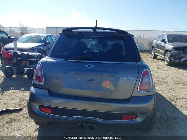 2009 Mini Cooper S მანქანა იყიდება აუქციონზე, vin: WMWMF73539TW84972, აუქციონის ნომერი: 12706613