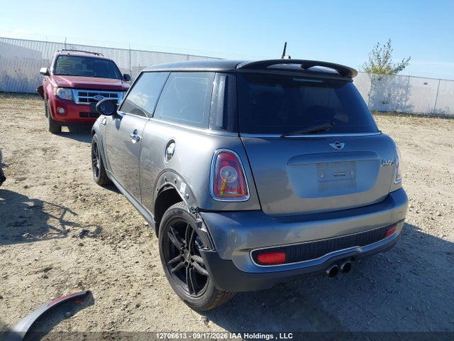 2009 Mini Cooper S მანქანა იყიდება აუქციონზე, vin: WMWMF73539TW84972, აუქციონის ნომერი: 12706613