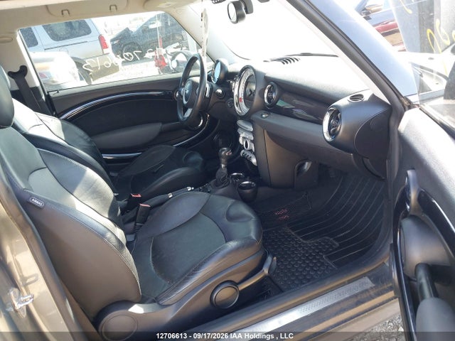 2009 Mini Cooper S მანქანა იყიდება აუქციონზე, vin: WMWMF73539TW84972, აუქციონის ნომერი: 12706613