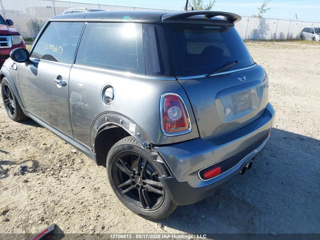 2009 Mini Cooper S მანქანა იყიდება აუქციონზე, vin: WMWMF73539TW84972, აუქციონის ნომერი: 12706613