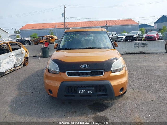 Auction sale of the 2010 Kia Soul 2.0l 2u/2.0l 4u/2.0l 4u Burner/2.0l 4u Retro/2.0l 4u Sx, vin: KNDJT2A27A7073530, lot number: 12674096