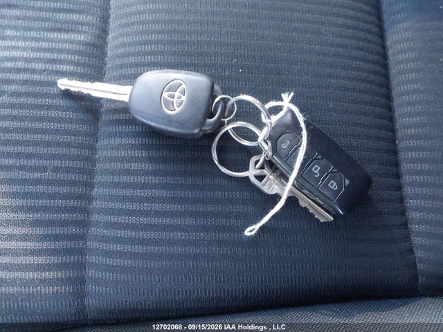 Aukcja sprzedaży 2017 Toyota Rav4 Le, vin: 2T3BFREV5HW568638, numer aukcji: 12702068