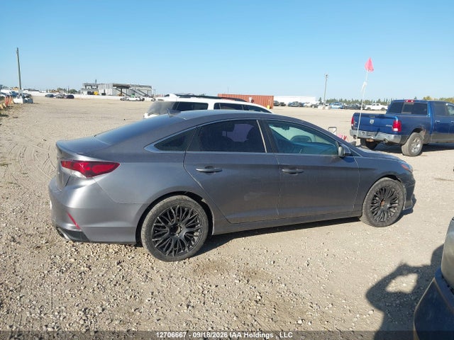 12706667 :رقم المزاد ، 5NPE24AF8JH670958 vin ، 2018 Hyundai Sonata Se مزاد بيع