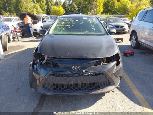 12706676 :رقم المزاد ، 5YFBPMBE0MP149878 vin ، 2021 Toyota Corolla Le مزاد بيع