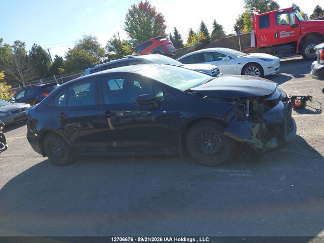 12706676 :رقم المزاد ، 5YFBPMBE0MP149878 vin ، 2021 Toyota Corolla Le مزاد بيع