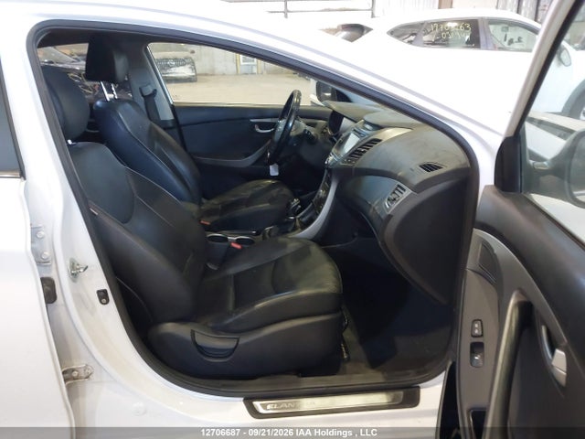 2015 Hyundai Elantra Limited მანქანა იყიდება აუქციონზე, vin: KMHDH4AH7FU235286, აუქციონის ნომერი: 12706687
