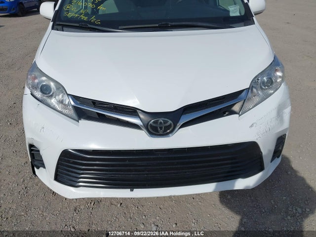 Toyota SIENNA LE 2019 5TDKZ3DC9KS011955 Image 19