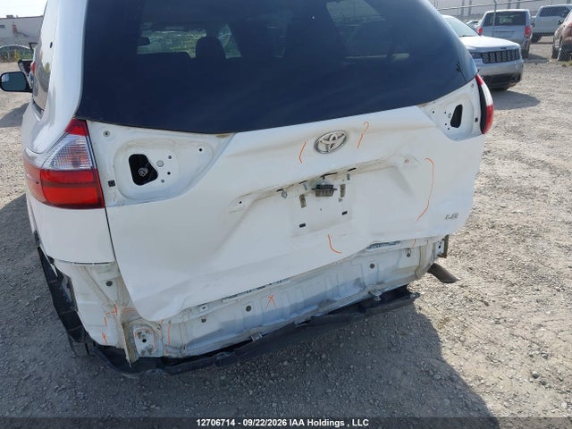 Toyota SIENNA LE 2019 5TDKZ3DC9KS011955 Image 6