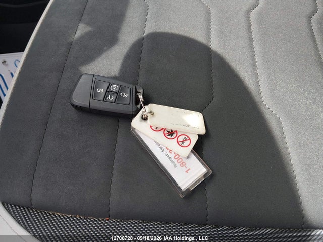12706728 :رقم المزاد ، 3VVUC7B21TM011320 vin ، 2026 Volkswagen Taos Se مزاد بيع