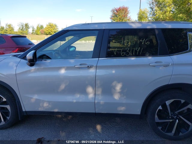 2024 Mitsubishi Outlander Le/se/sel მანქანა იყიდება აუქციონზე, vin: JA4J4VA88RZ631141, აუქციონის ნომერი: 12706746