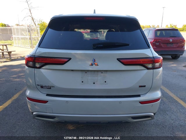 2024 Mitsubishi Outlander Le/se/sel მანქანა იყიდება აუქციონზე, vin: JA4J4VA88RZ631141, აუქციონის ნომერი: 12706746