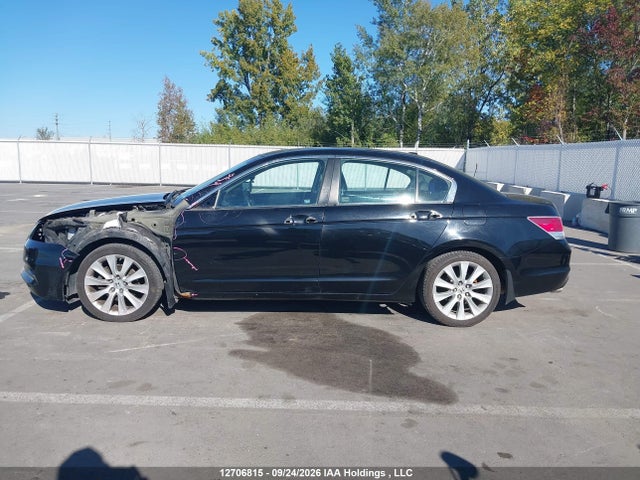 12706815 :رقم المزاد ، 1HGCP3F84CA800856 vin ، 2012 Honda Accord مزاد بيع