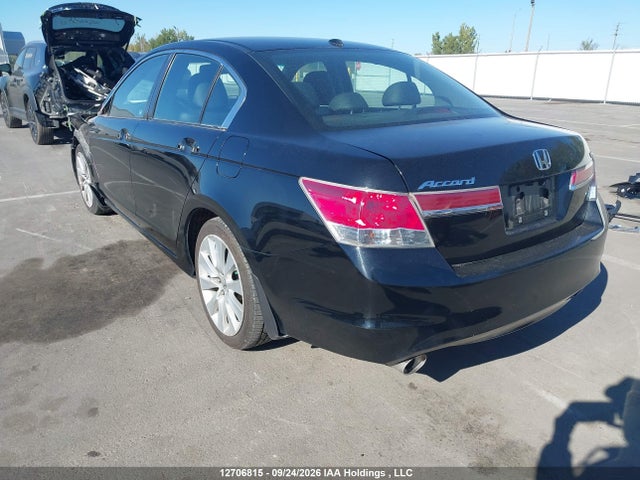 12706815 :رقم المزاد ، 1HGCP3F84CA800856 vin ، 2012 Honda Accord مزاد بيع