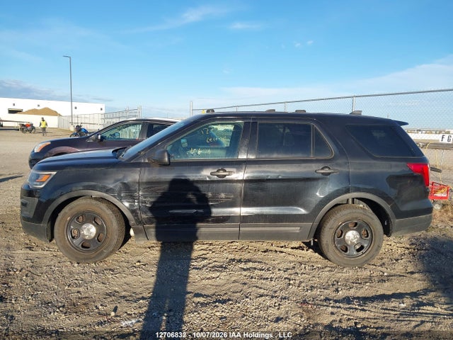 12706832 :رقم المزاد ، 1FM5K8AR6KGA53884 vin ، 2019 Ford Explorer Police Interceptor مزاد بيع