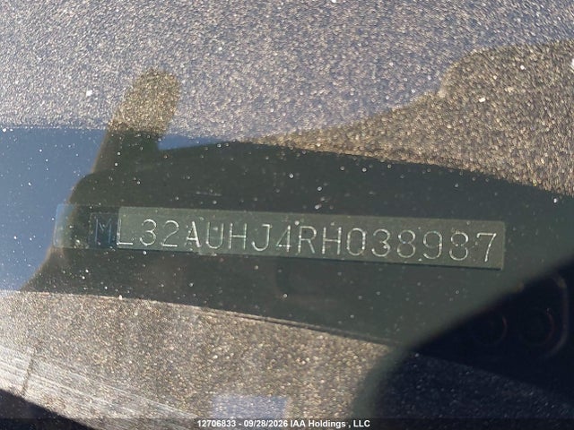 ML32AUHJ4RH038987 Mitsubishi MIRAGE ES
