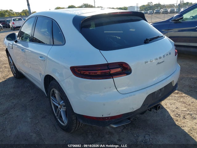 12706882 :رقم المزاد ، WP1AA2A58JLB08145 vin ، 2018 Porsche Macan مزاد بيع