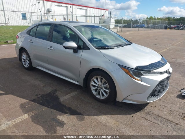 12706900 :رقم المزاد ، 5YFBPMBE9MP265662 vin ، 2021 Toyota Corolla Le مزاد بيع