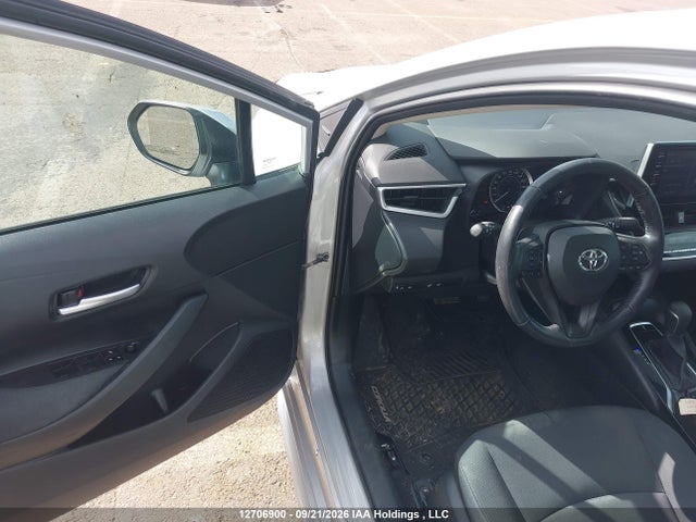 12706900 :رقم المزاد ، 5YFBPMBE9MP265662 vin ، 2021 Toyota Corolla Le مزاد بيع