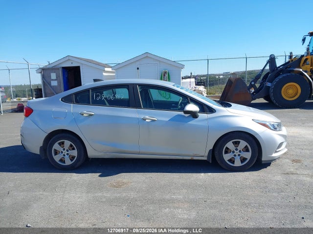 Chevrolet Cruze Ls Auto 2018 1G1BC5SM4J7236424 Image 14