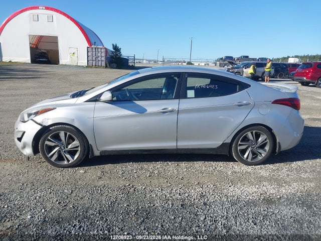 12706923 :رقم المزاد ، KMHDH4AH7FU383597 vin ، 2015 Hyundai Elantra Se/sport/limited مزاد بيع
