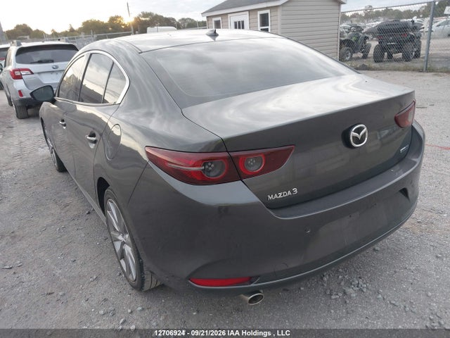 Mazda 3 Preferred 2019 JM1BPADM5K1102026 Image 3