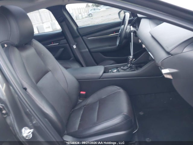 Mazda 3 Preferred 2019 JM1BPADM5K1102026 Image 5