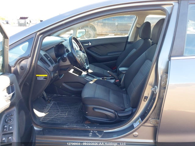 Продажа на аукционе авто 2016 Kia Forte 2.0l Ex/2.0l Ex Se, vin: KNAFX4A89G5526316, номер лота: 12706933