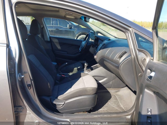 Продажа на аукционе авто 2016 Kia Forte 2.0l Ex/2.0l Ex Se, vin: KNAFX4A89G5526316, номер лота: 12706933