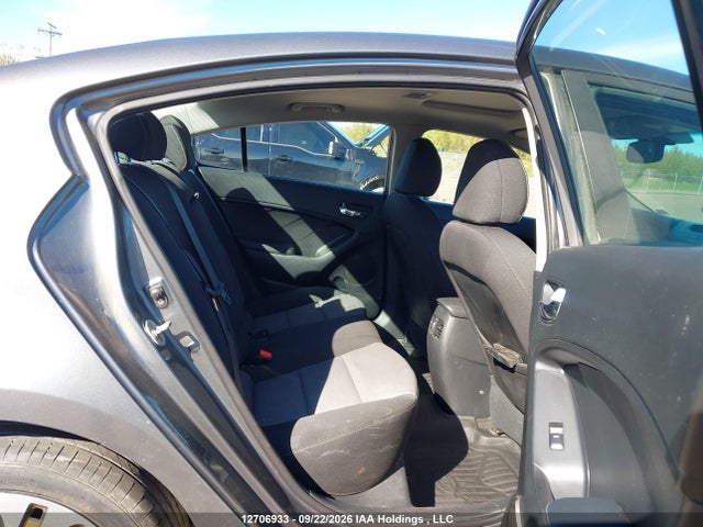 Продажа на аукционе авто 2016 Kia Forte 2.0l Ex/2.0l Ex Se, vin: KNAFX4A89G5526316, номер лота: 12706933