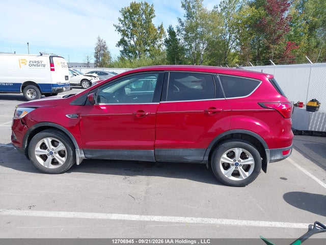 Продаж на аукціоні авто 2019 Ford Escape Se, vin: 1FMCU9GD4KUB13634, номер лоту: 12706945