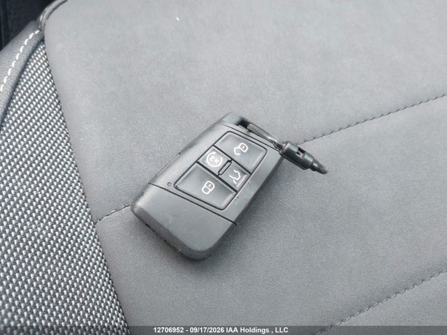 12706952 :رقم المزاد ، 3VVUX7B22RM091160 vin ، 2024 Volkswagen Taos Se مزاد بيع