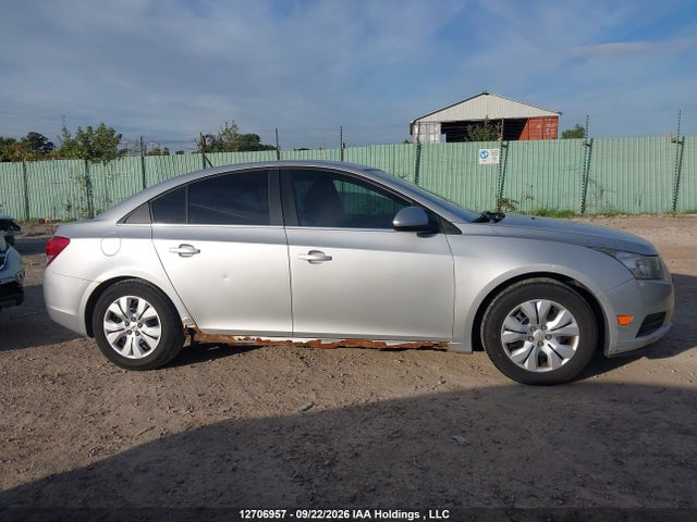 2014 Chevrolet Cruze Lt მანქანა იყიდება აუქციონზე, vin: 1G1PC5SB7E7389230, აუქციონის ნომერი: 12706957