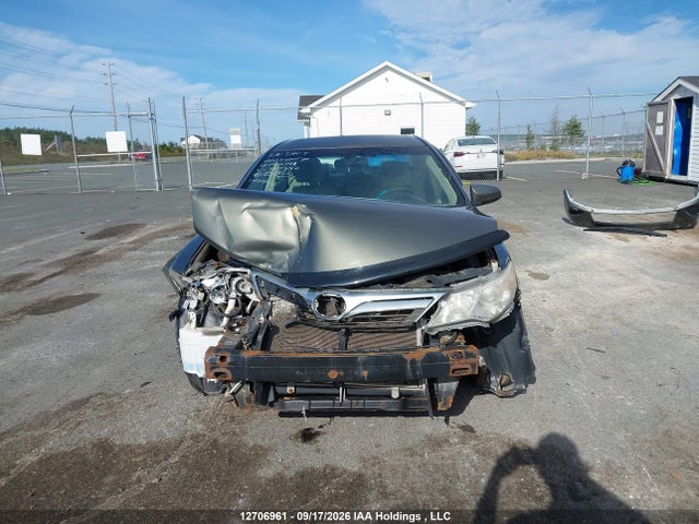 Auction sale of the 2012 Toyota Camry Se/le/xle, vin: 4T1BF1FK8CU564817, lot number: 12706961