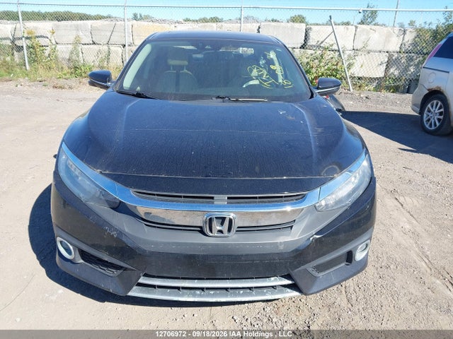 Honda Civic Touring 2018 2HGFC1F96JH106335 Image 11