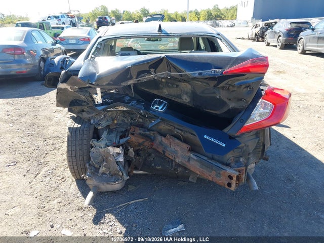 Honda Civic Touring 2018 2HGFC1F96JH106335 Image 15