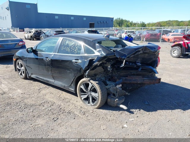 Honda Civic Touring 2018 2HGFC1F96JH106335 Image 3