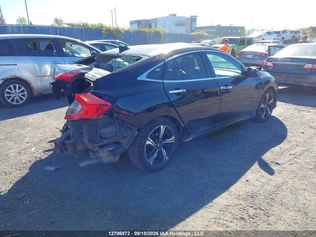 Honda Civic Touring 2018 2HGFC1F96JH106335 Image 4