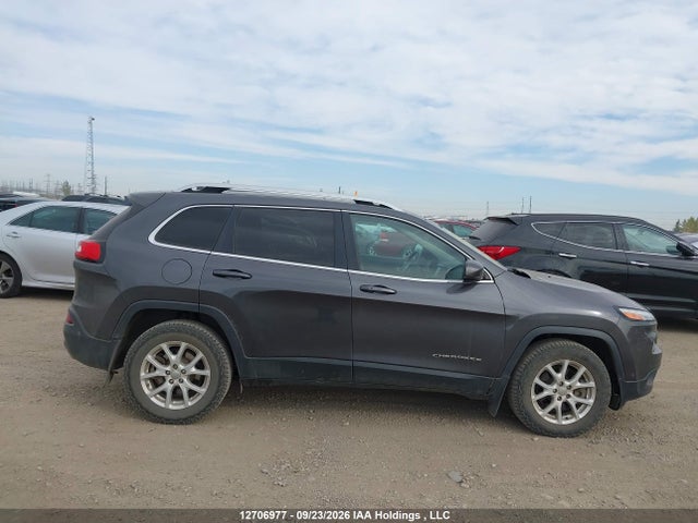 1C4PJMDS4HW562930 Jeep Cherokee Limited