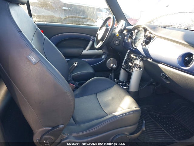 Продажа на аукционе авто 2005 Mini Cooper, vin: WMWRF33525TF63278, номер лота: 12706991