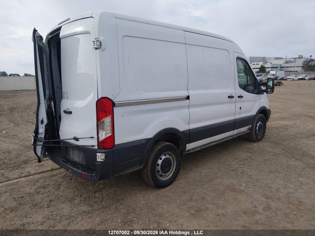 Ford Transit T-250 2017 1FTYR1CM4HKA58819 Image 4
