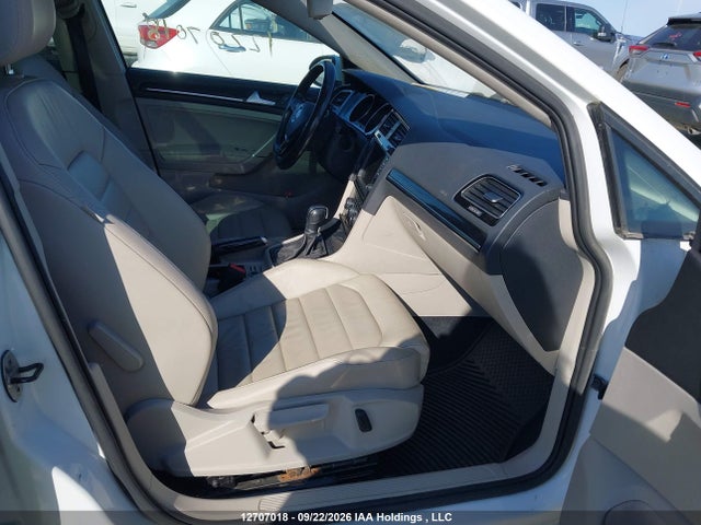 2016 Volkswagen Golf Sportwagon 1.8 Tsi Comfortline/1.8 Tsi Highline/1.8 Tsi Trendline მანქანა იყიდება აუქციონზე, vin: 3VWC17AU3GM519391, აუქციონის ნომერი: 12707018