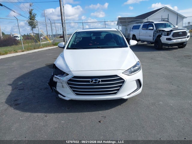12707032 :رقم المزاد ، KMHD84LF5HU217965 vin ، 2017 Hyundai Elantra Gls مزاد بيع