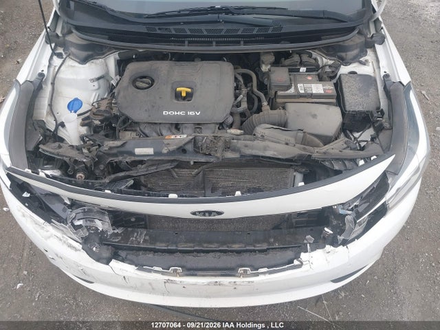 KIA FORTE LX 2017 3KPFK4A77HE120405 Image 10